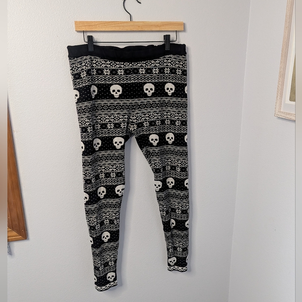 Torrid Skull Fair Isle Leggings | Size 2 (18/20) | Black & White | Super Stretch